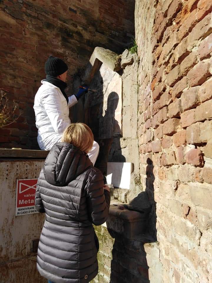 Inizio restauro Lapide Romana